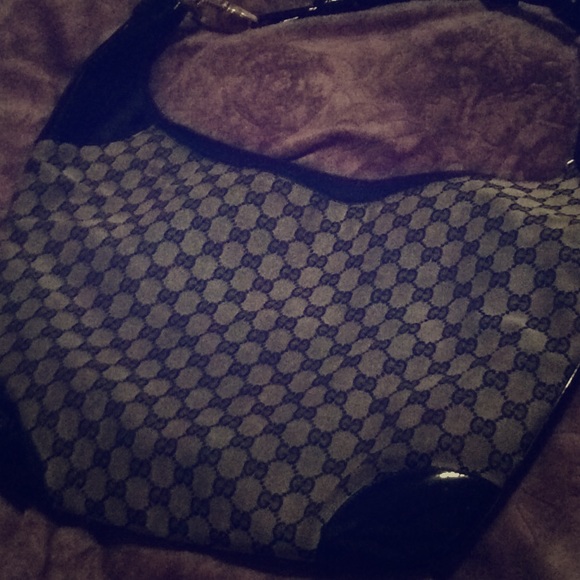 Extra Large Gucci Hobo Bag - Picture 1 of 1